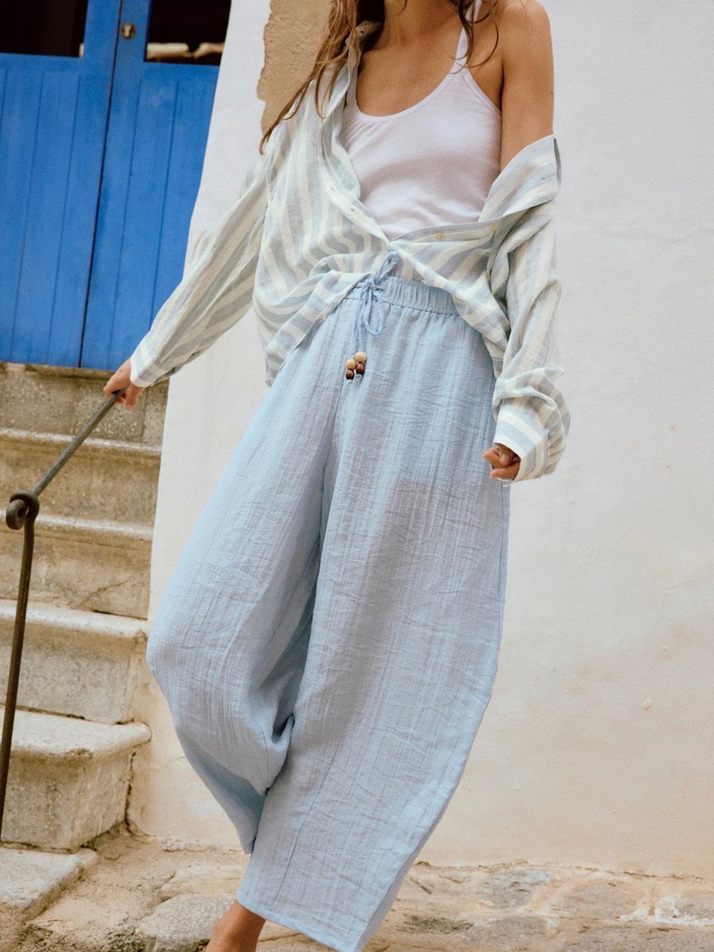 ZARA - BLUE RUSTIC BARREL PANTS